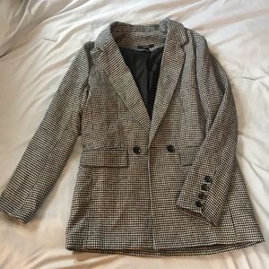 COPY - Houndstooth Black and White blazer
